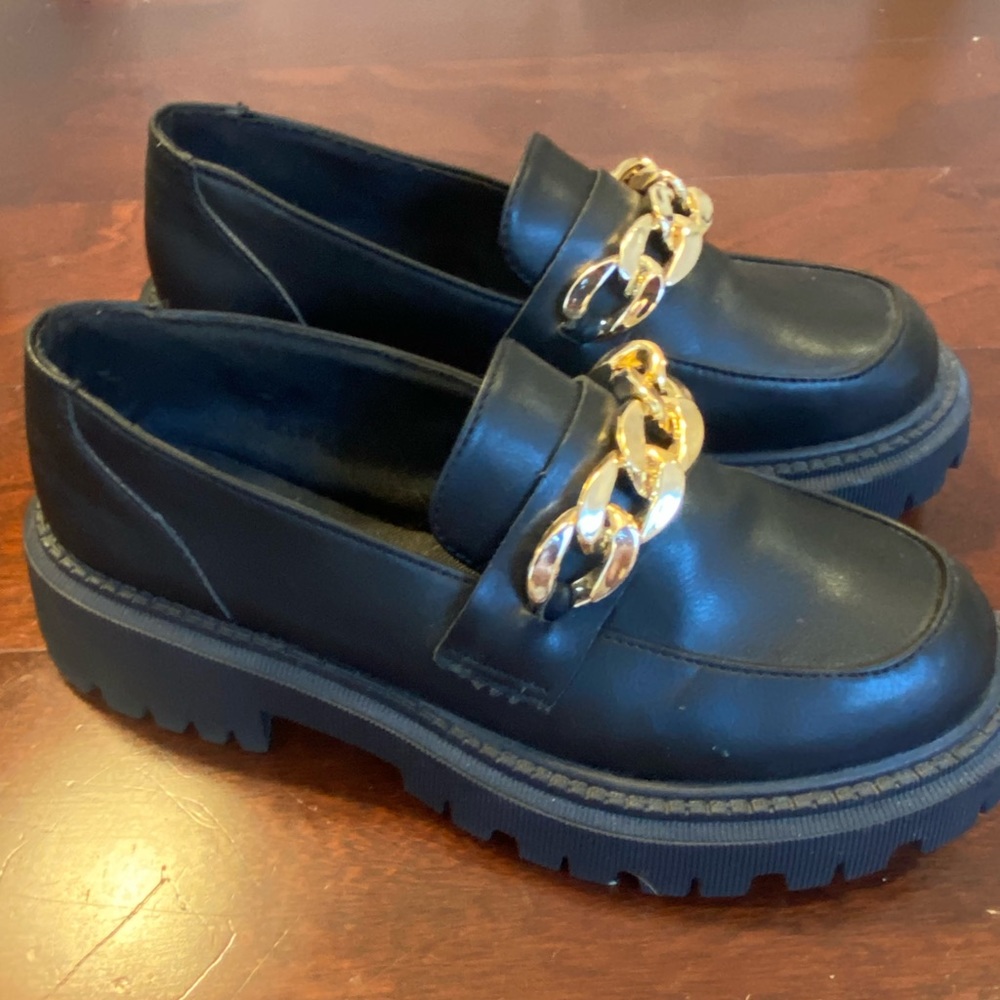 Chunky loafers